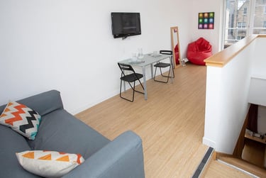 1 bed studio, Cowgate, Old Town, Edinburgh, EH11NQ - Image 14